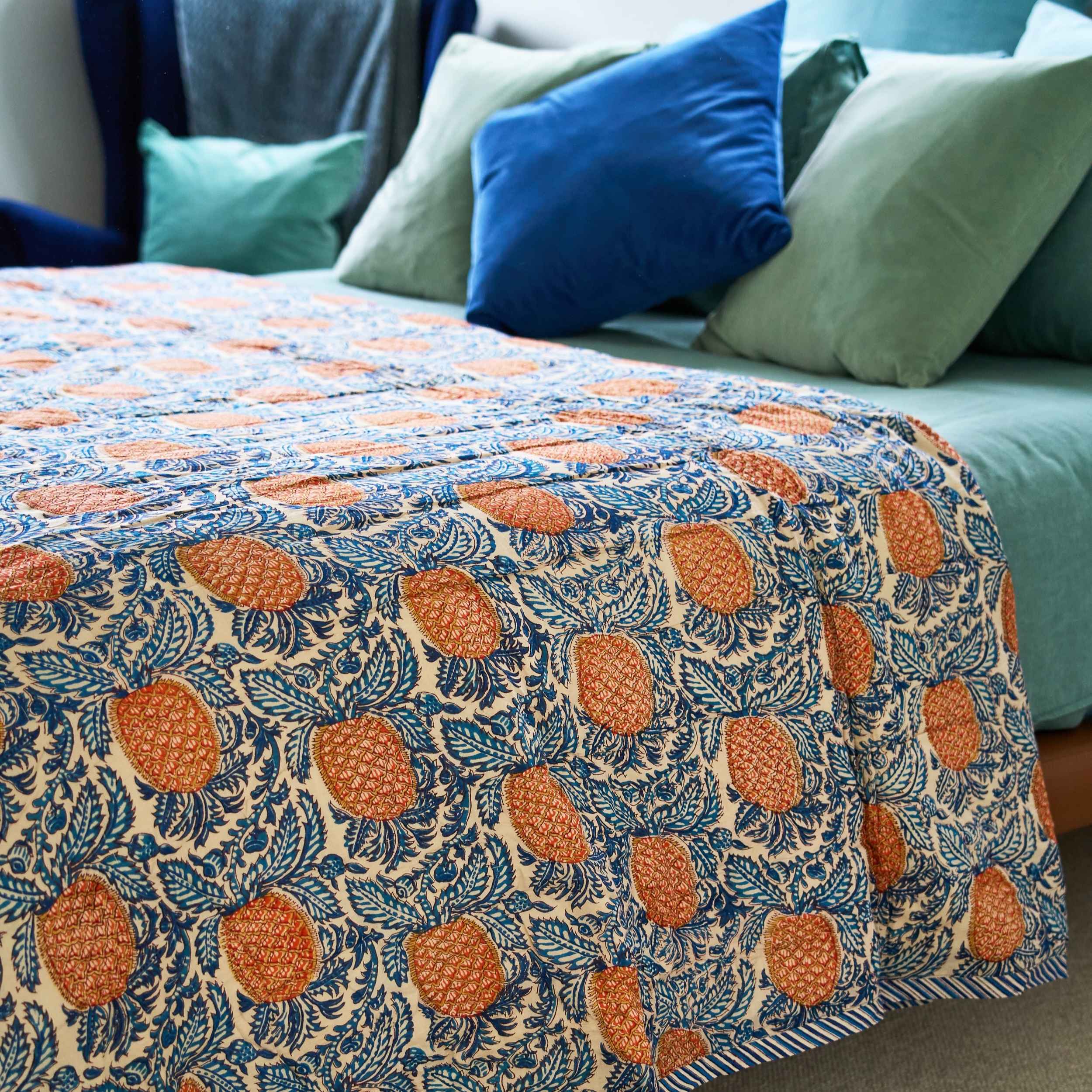 Tropical Pineapple Quilt - Shiva Designs
