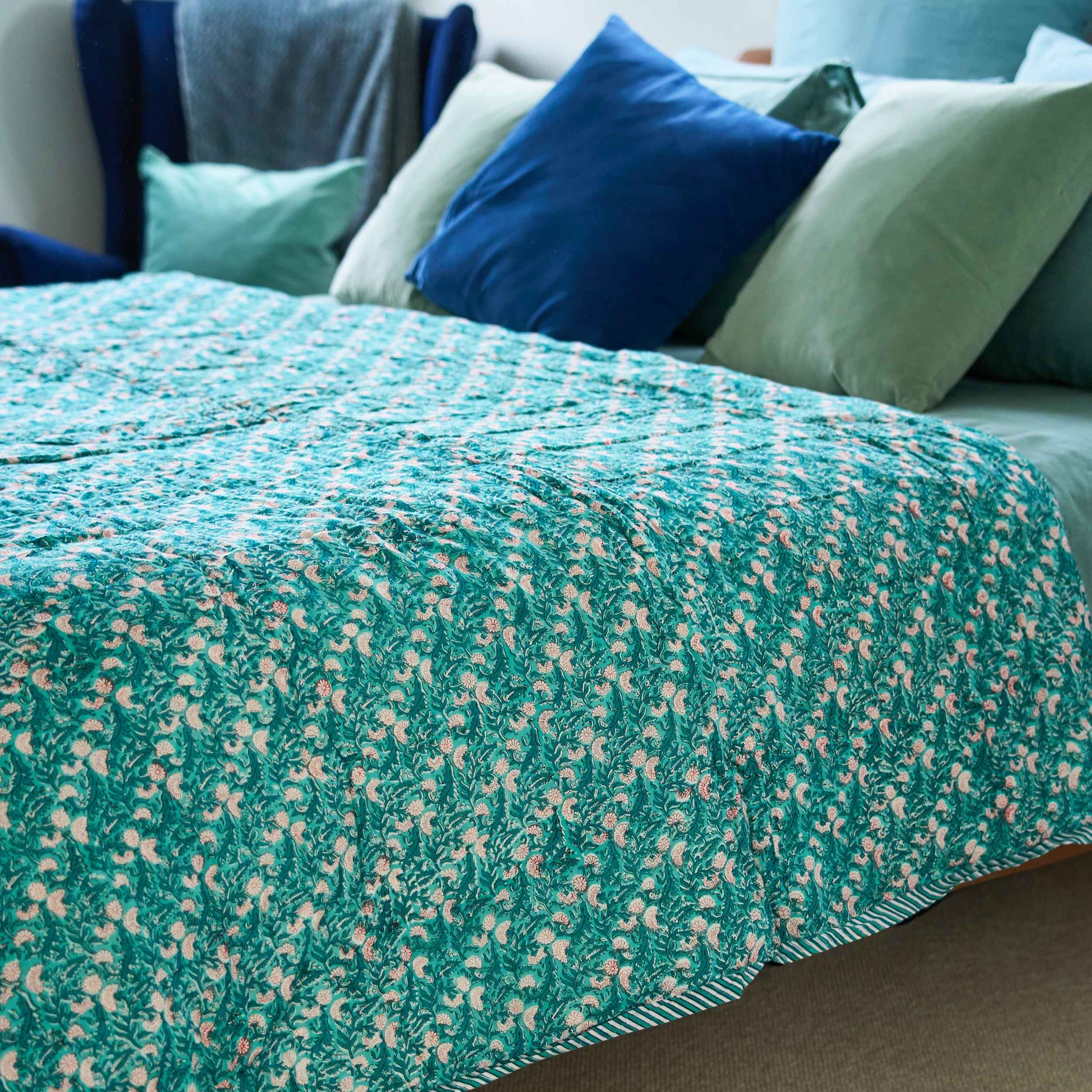 Teal & Ruby Festival Quilt - Jardin en Fête - Shiva Designs