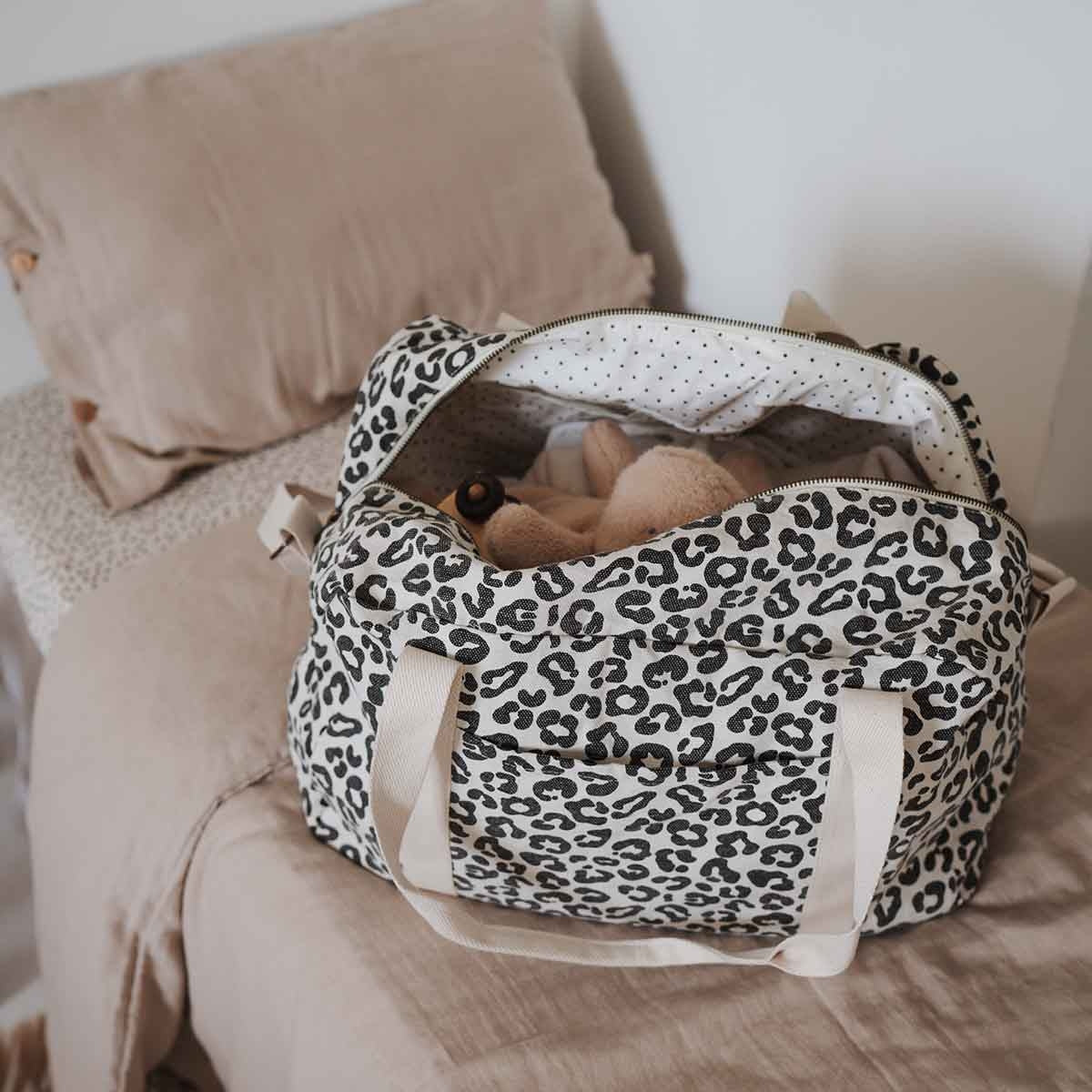 Raphael Weekend Bag – Graou Greige - Shiva Designs