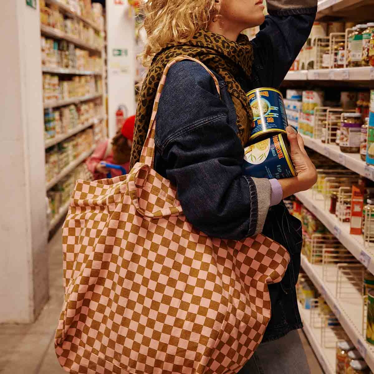 Elisa Tote – Caramel & Strawberry Checkerboard - Shiva Designs