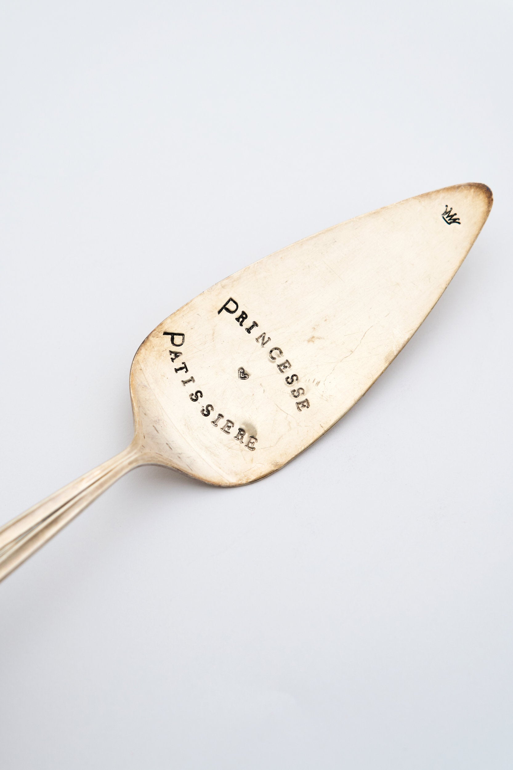 Keepsake Cake Servers Vintage Silver - Shiva Designs